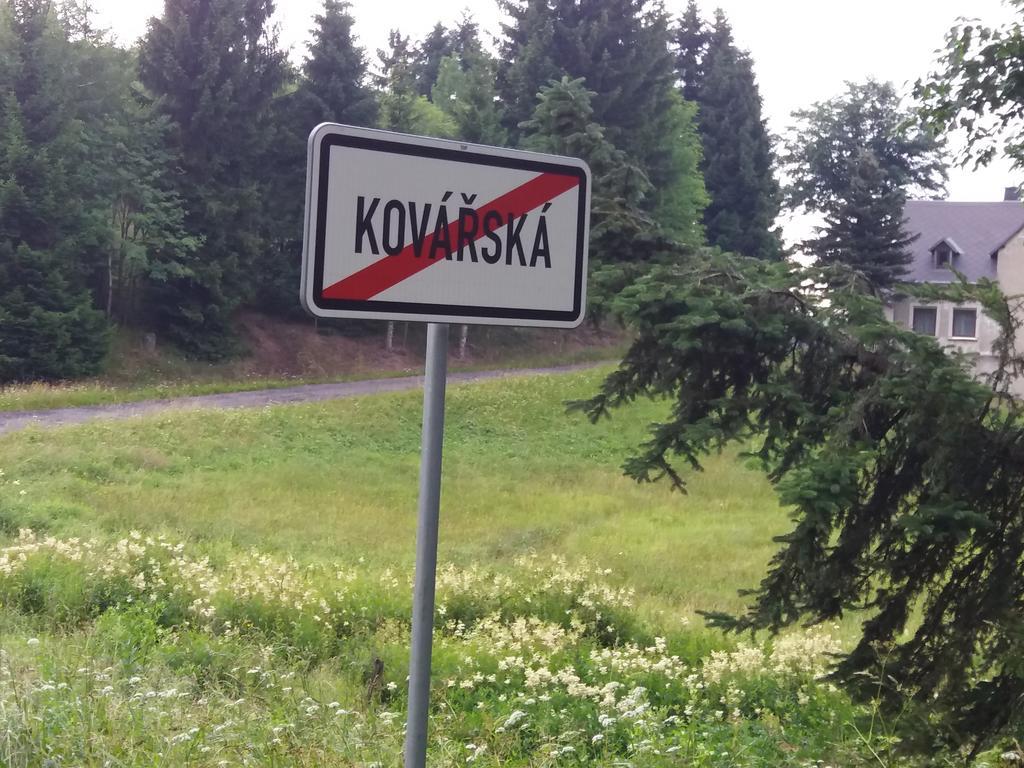 Apartman U Klinovce Kovarska ภายนอก รูปภาพ